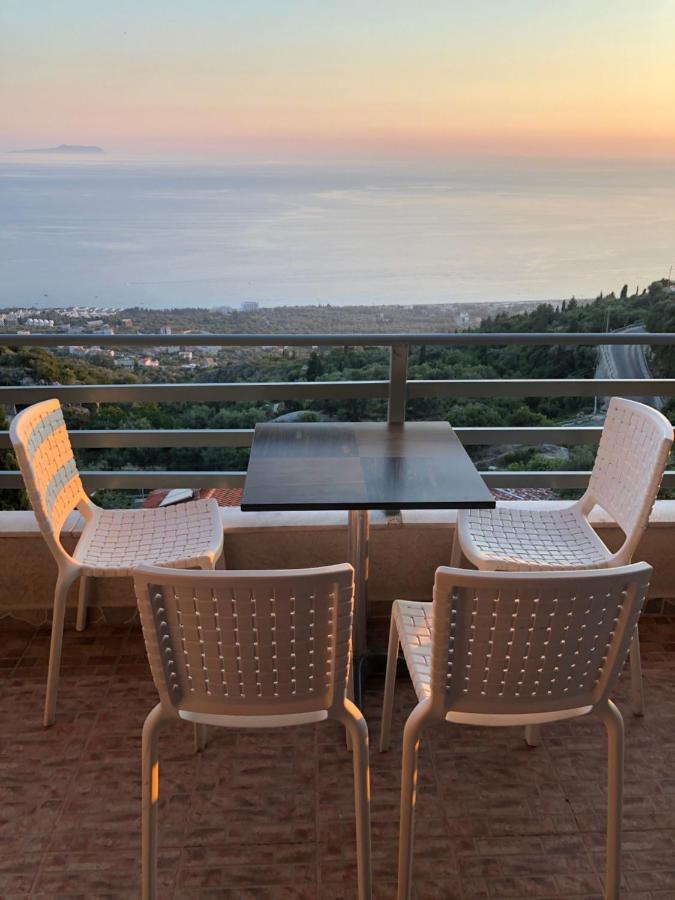 Family In Palase Dhermi Apartament *